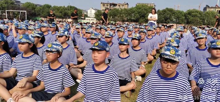 青春淬火，筑梦国防——记王店镇中学拓展训练暨国防教育周